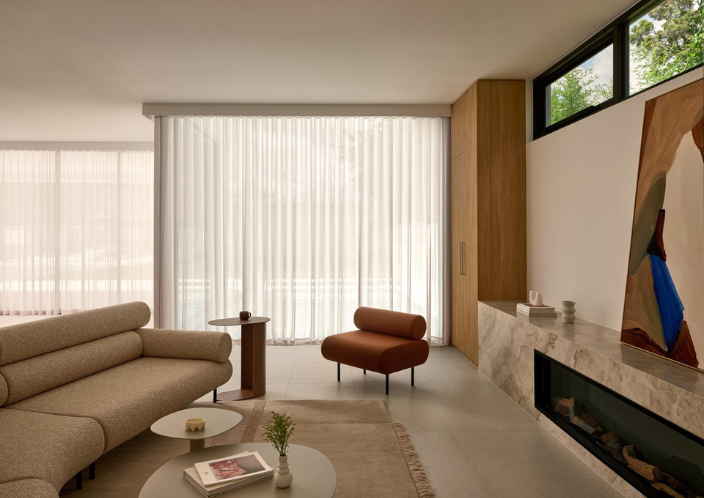 Curtains and Blinds Near Me: What to Look For When Choosing Window Coverings